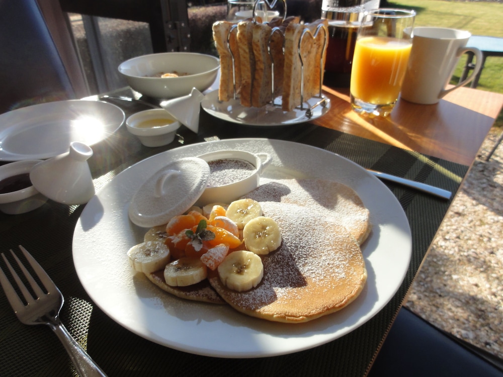 Pine Hill Lodge