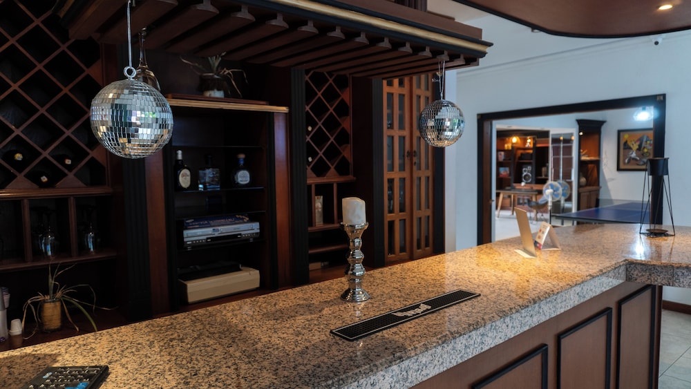 La Clave House
