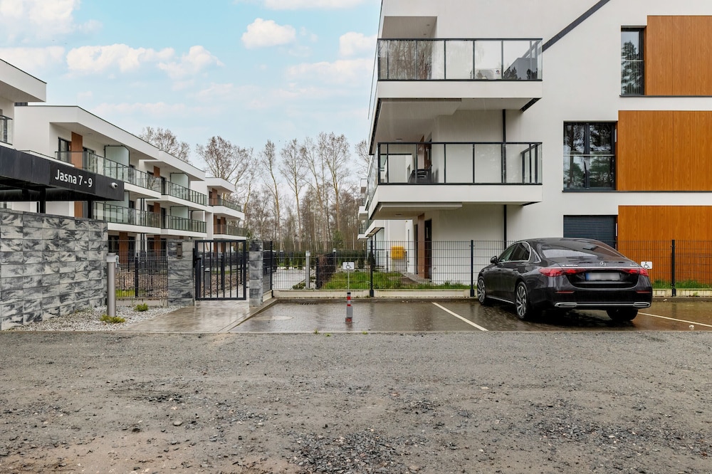 Apartment & Garden by Renters Prestige