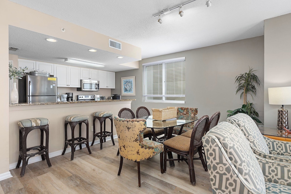 Emerald Key by Southern Vacation Rentals