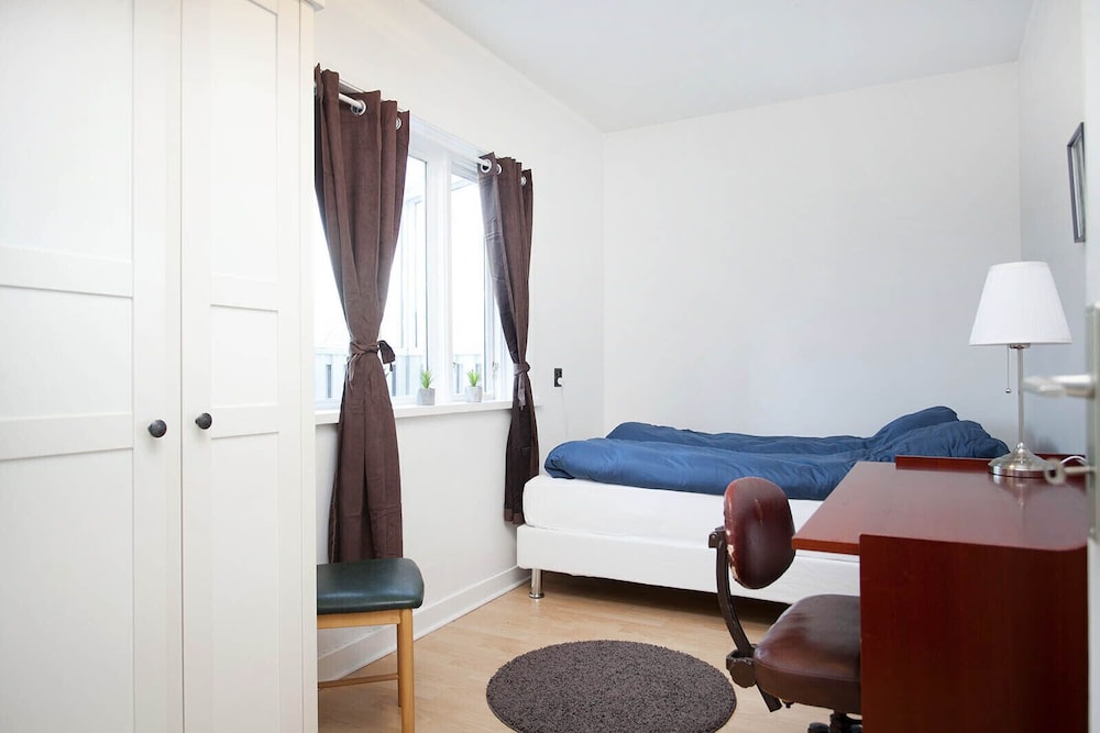 Photo 12
