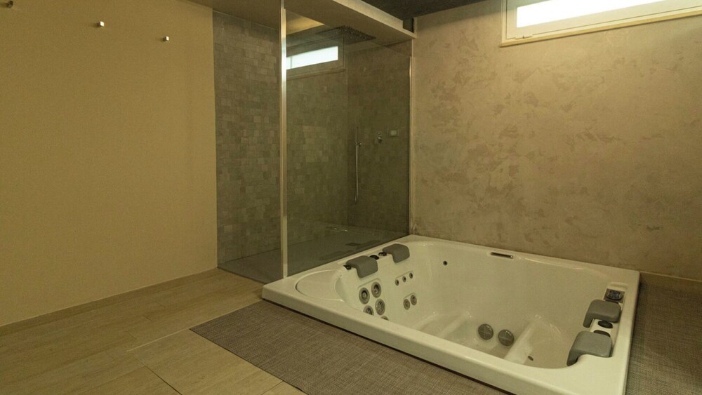 Villa Menea con Piscina e SPA