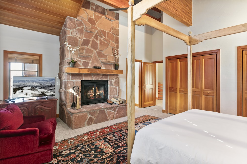 Stag Lodge At Deer Valley Resort - 4 Bed - Spa #37 4 Bedroom Condo