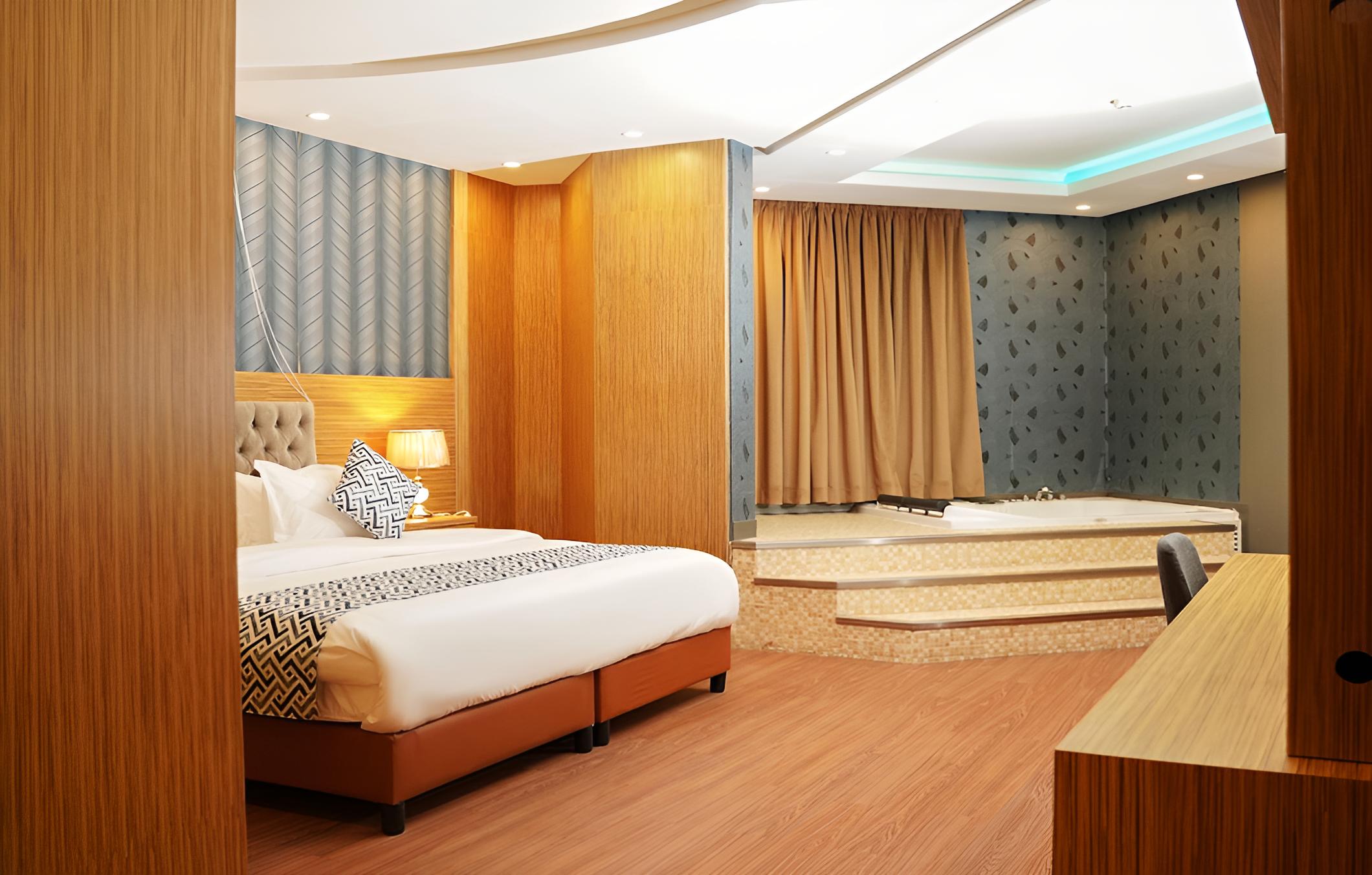 CREDI HOTEL