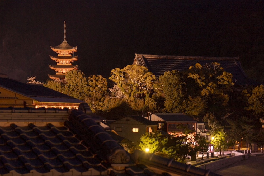 Hotel Miyarikyu