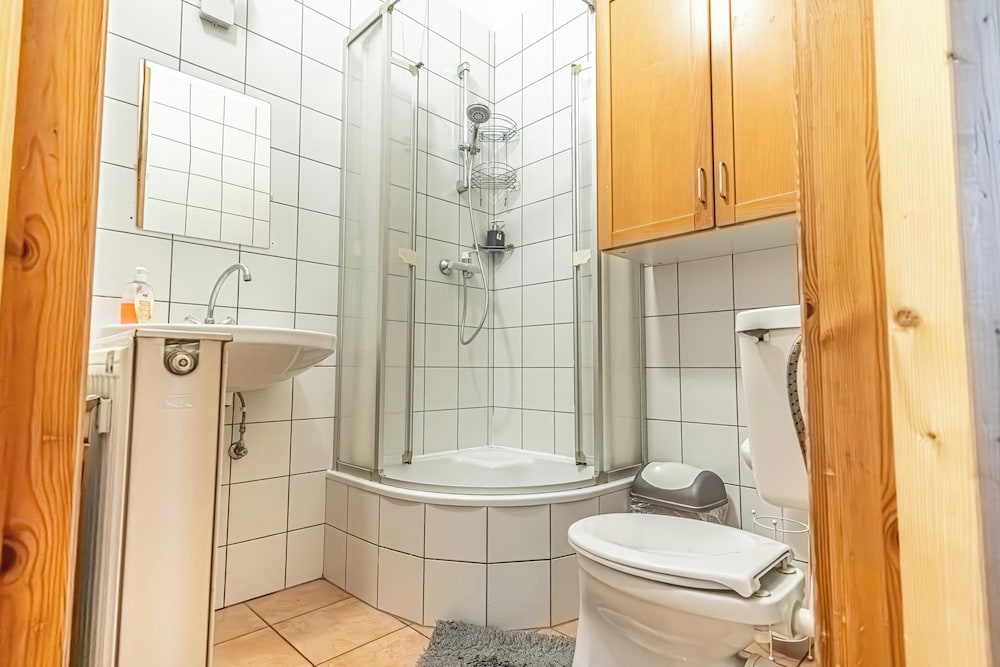 Affordable 2BR Apt Long Stay Stadthalle