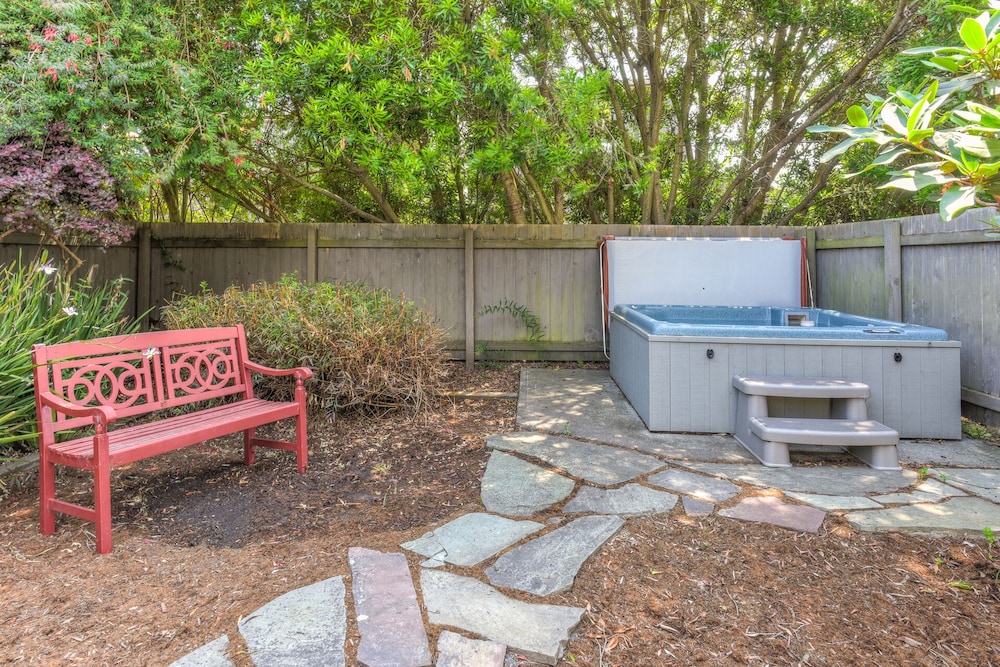 Shell Beach Retreat view 4
