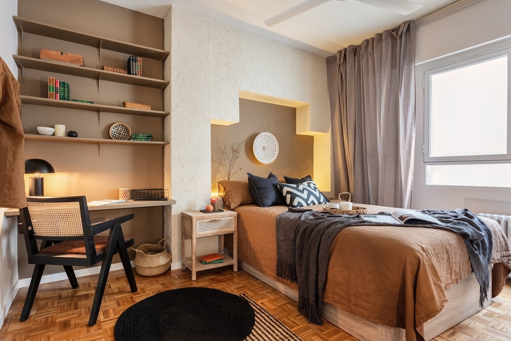 Bechar - 2 Bedrooms in Castellana