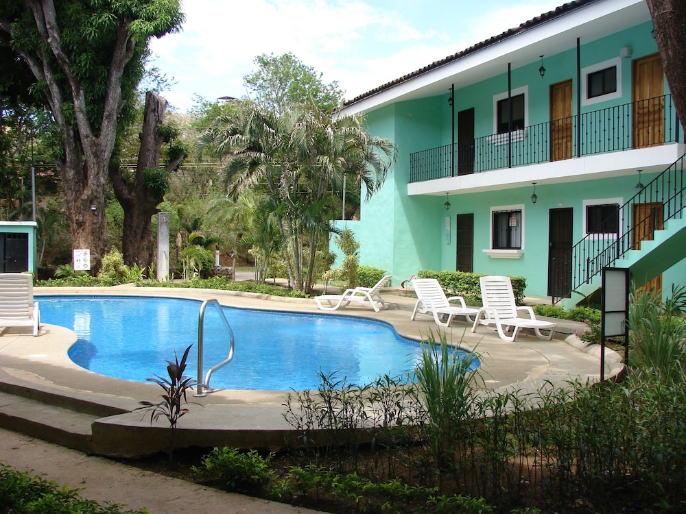 Green Forest of Coco Beach Studios