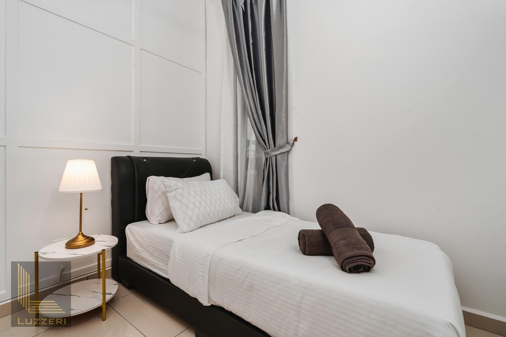 Legasi Kampung Bharu Guesthouse