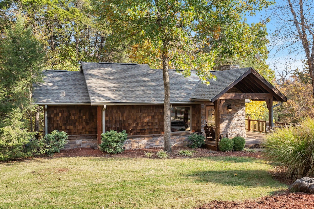 The Cabin at Rock Canyon