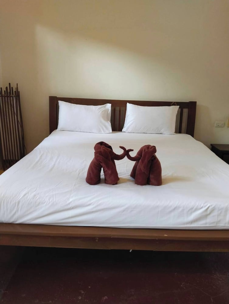 Three Bedroom Balinese Villa - a Shared Pool