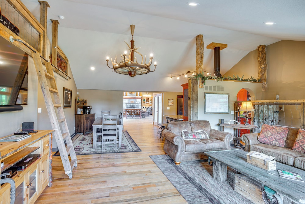 Stay & Sip: Group Ranch at Shamrock Hills Vineyard