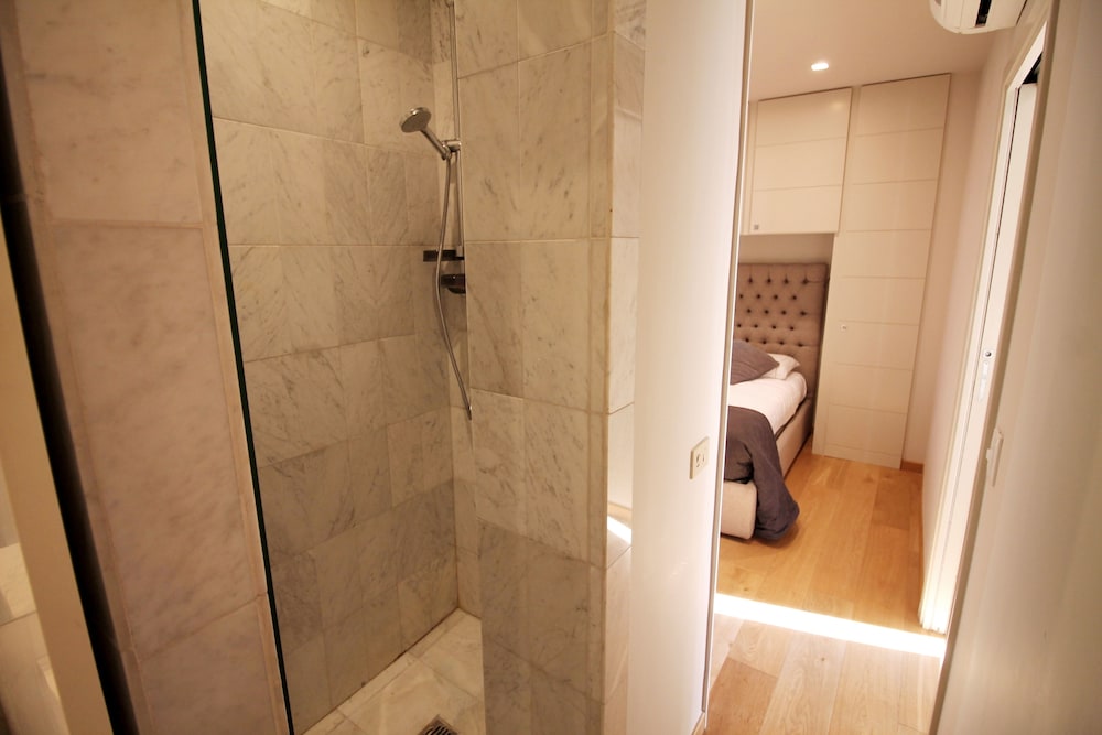Wonder Luxurious Terrace