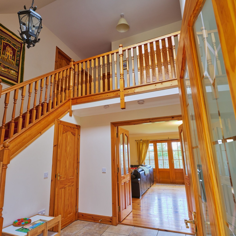 Holly House