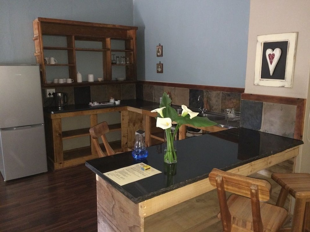 La Vue Guest Lodge and Function Venue