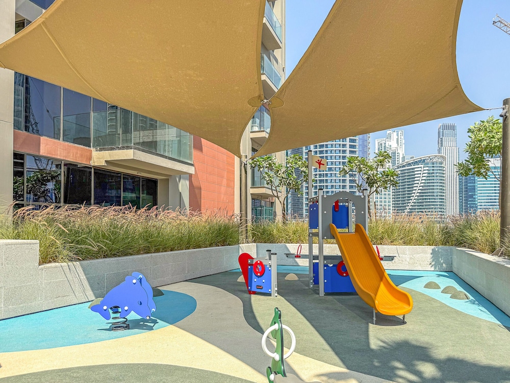 Peninsula One - 1312 Studio