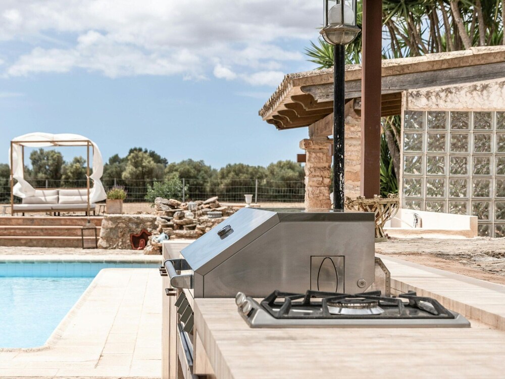 Holiday Home With Outdoor Jacuzzi