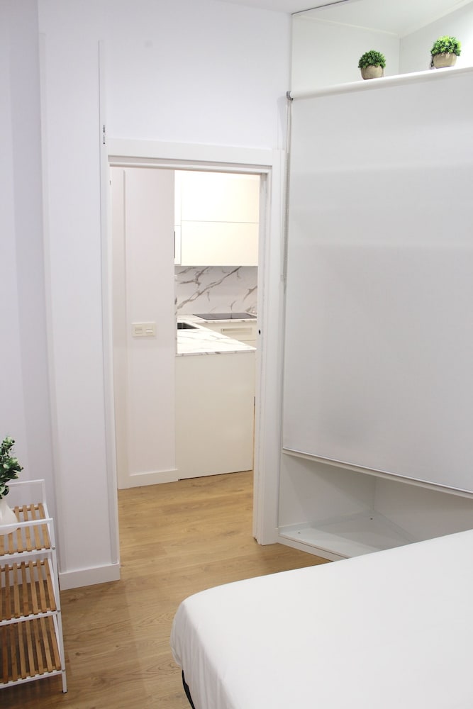 CENTRAL APARTMENT NEAR THE SEA - by SanSebastianApartments.es