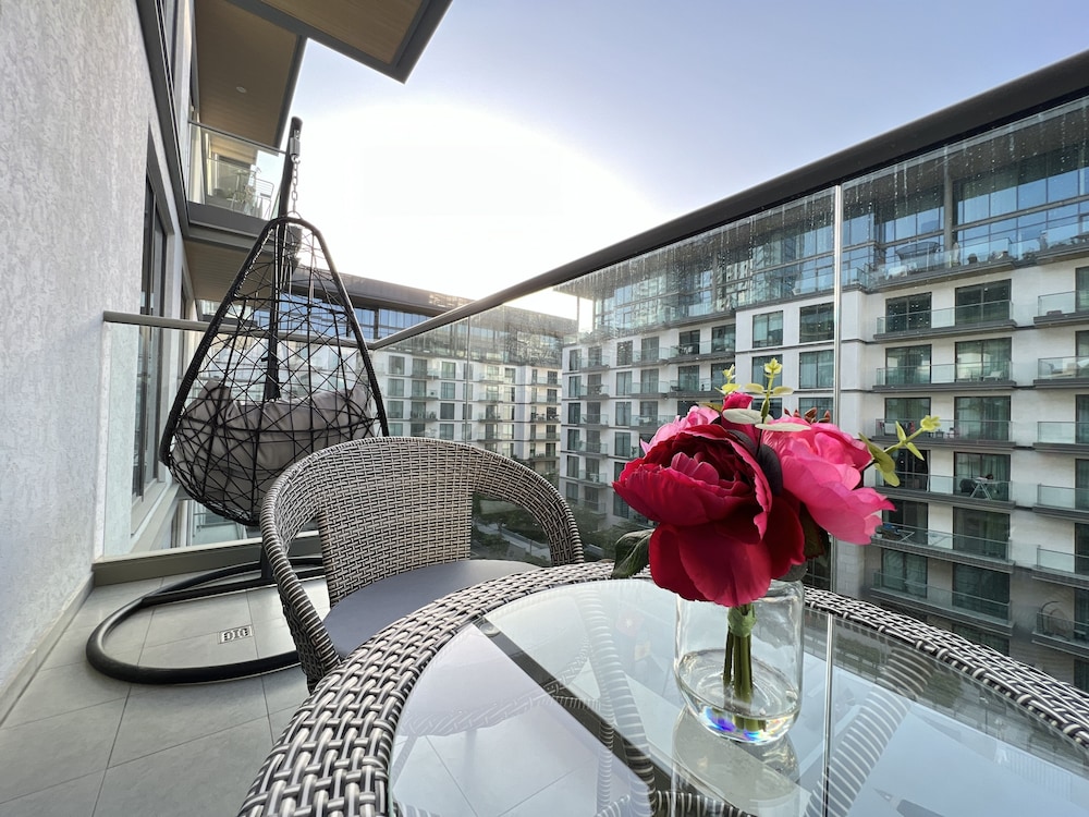 Cosmos Living Luxurious Sobha Hartland
