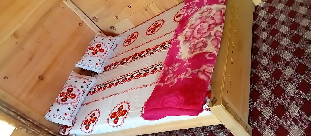 Green Land Guest House