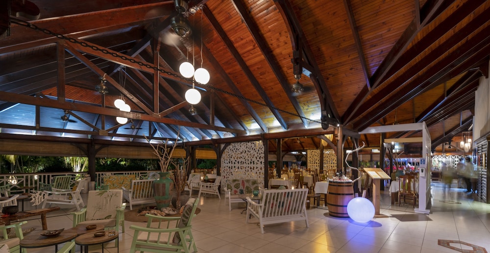 Acajou Beach Resort photo 4