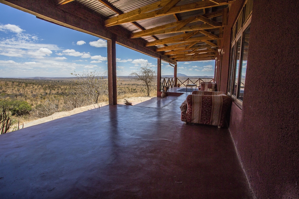Boundary Hill Lodge