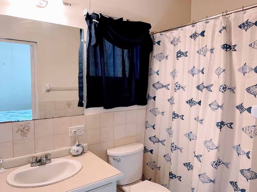Yancey Largo Villa Perfect Jamaica Ironshore Getaway w Private Pool and Onsite Staff Services by RedAwning view 4