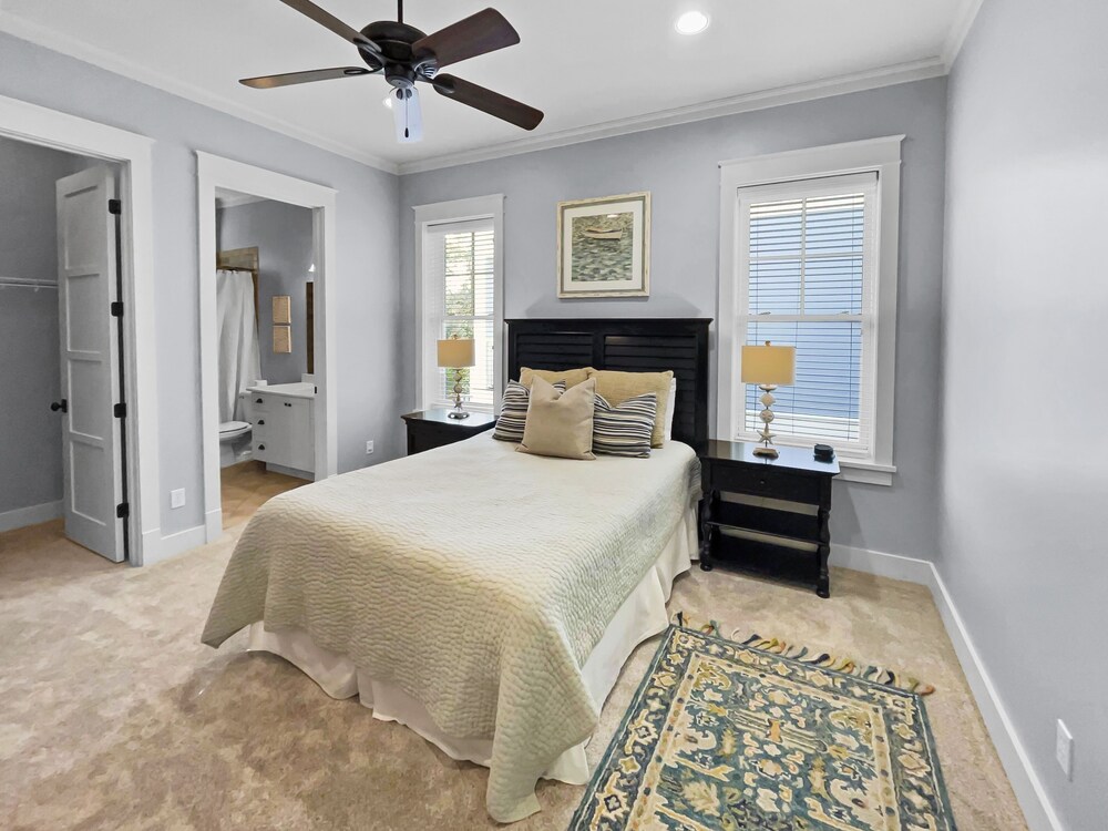 Pompano Palace - 4 Br home by RedAwning view 3