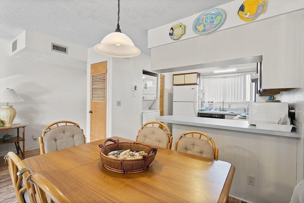 Unwind at St Augustine's Beachfront Oasis