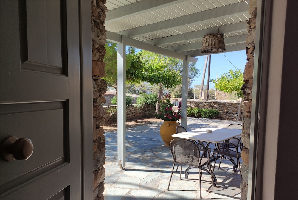Porto Koundouros Beach and Villas