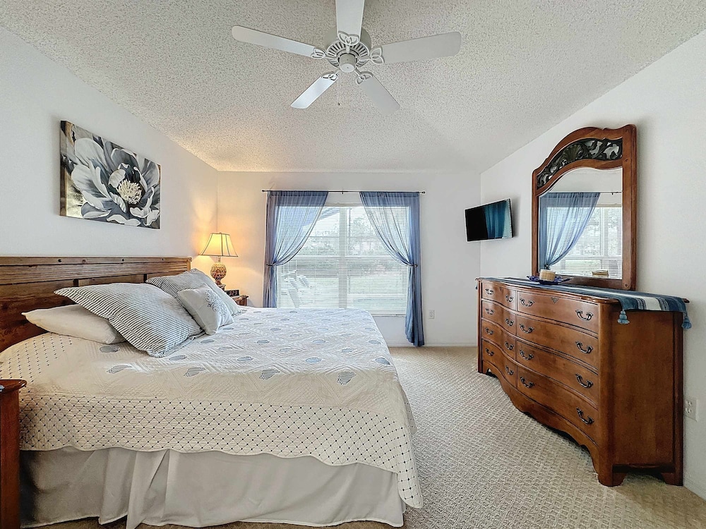 South Facing Pool Home With Golf Course Views