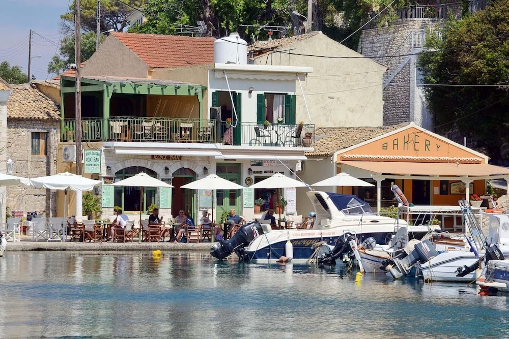Nick's House en Paxos — balance & terrace