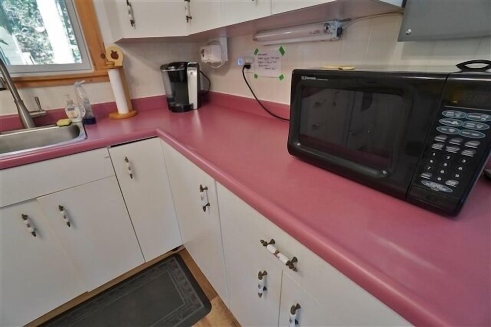 416 Papineau Lake 2 Bedroom Cottage
