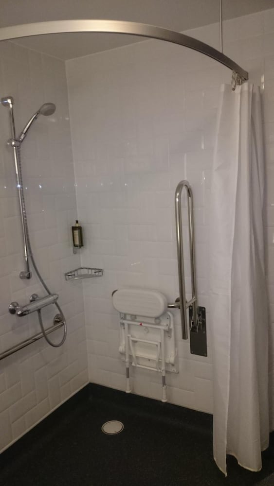 Altrincham Vacations - The Bulls Head Hotel - Property Image 2