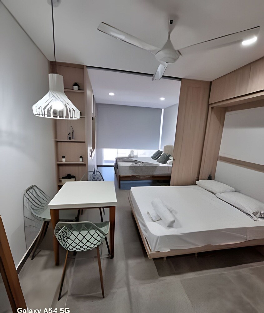 Salguero Suites