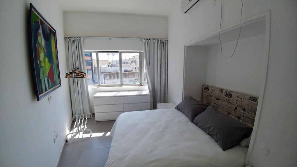 Begin19 Apartment Hotel