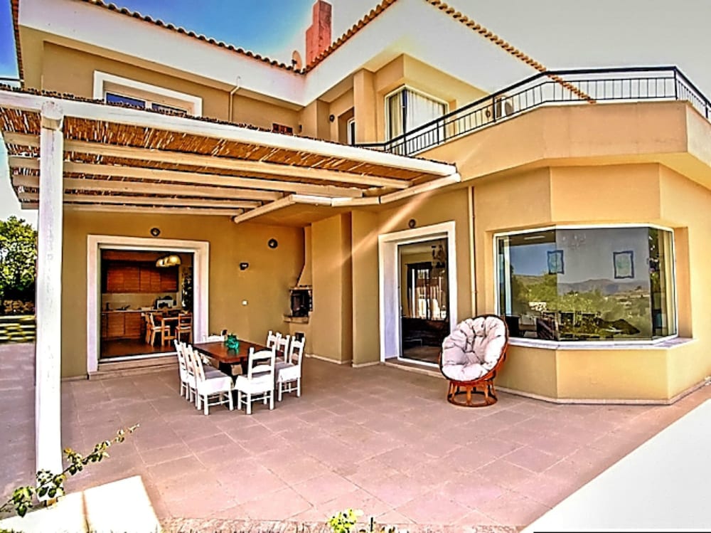 disCrete Villa Episkopi