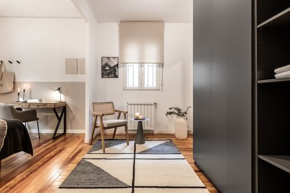 Pino - 3 Bedroom in Chamber
