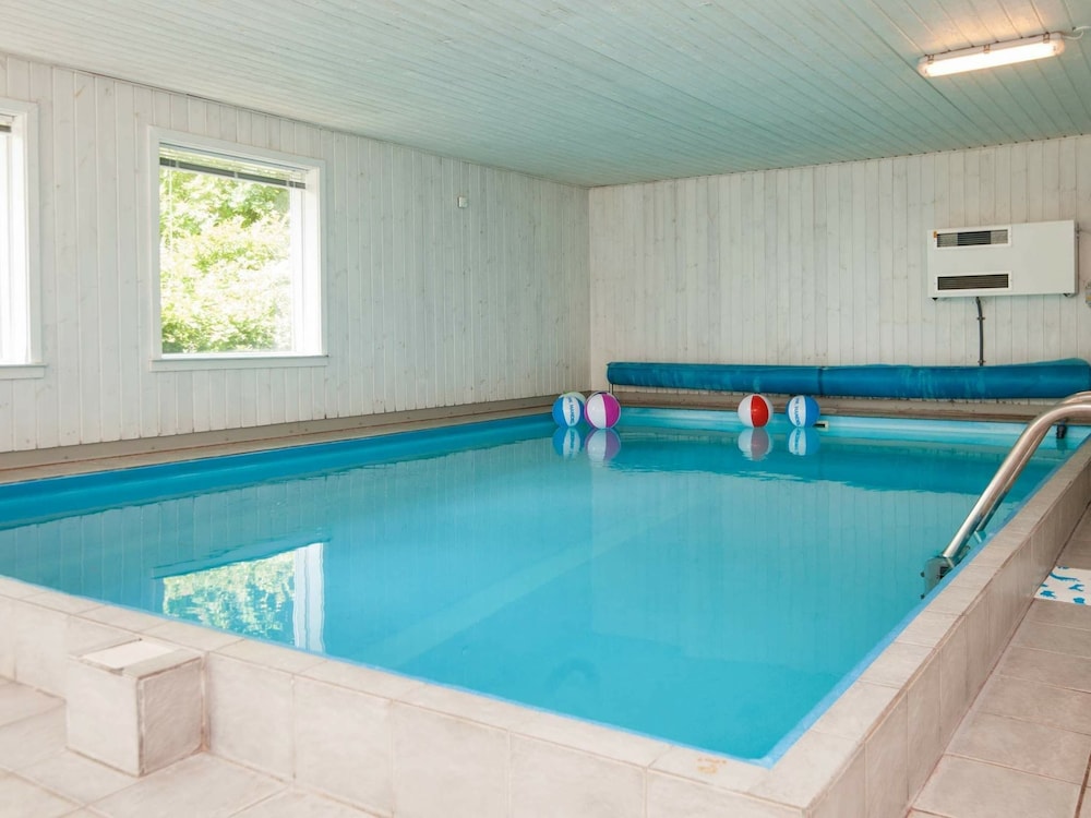 12 Person Holiday Home in Ebeltoft view 5