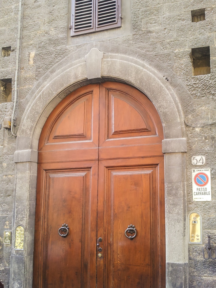 Maggio 54 in Florence