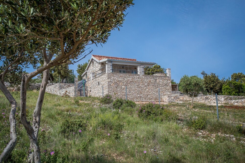 Holiday House Domina