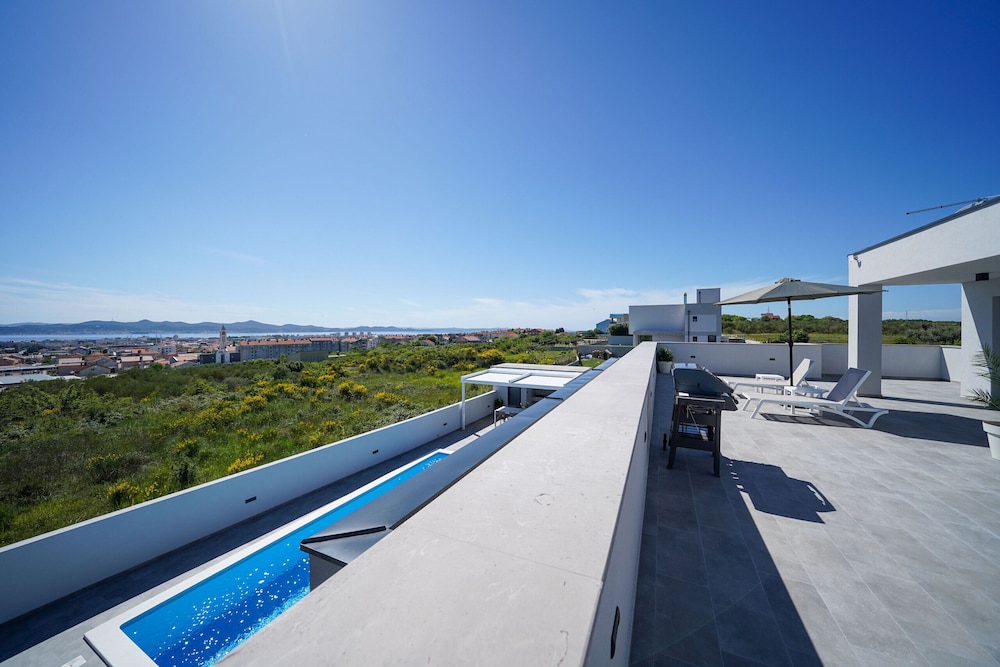 Villa Oasis Zadarvillas view 3
