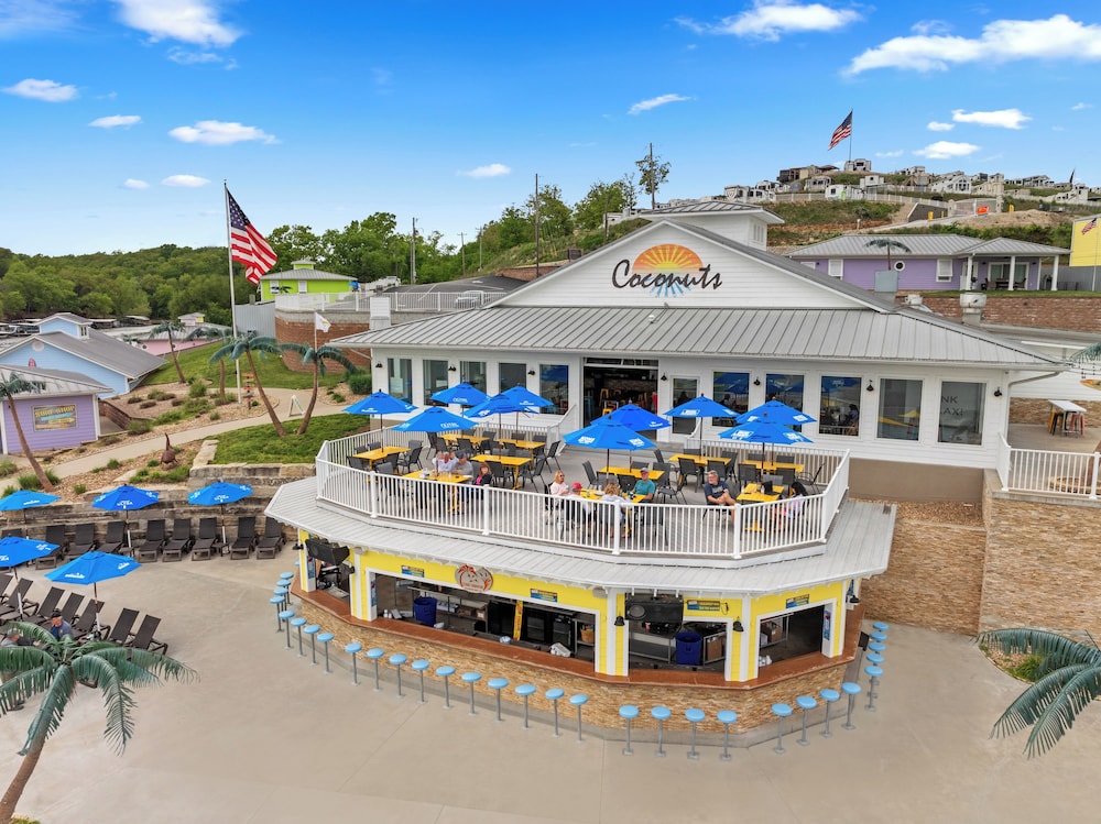 Coconuts RV Resort