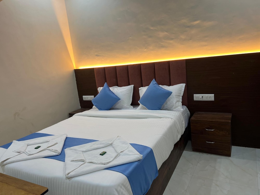 hotel surya grand