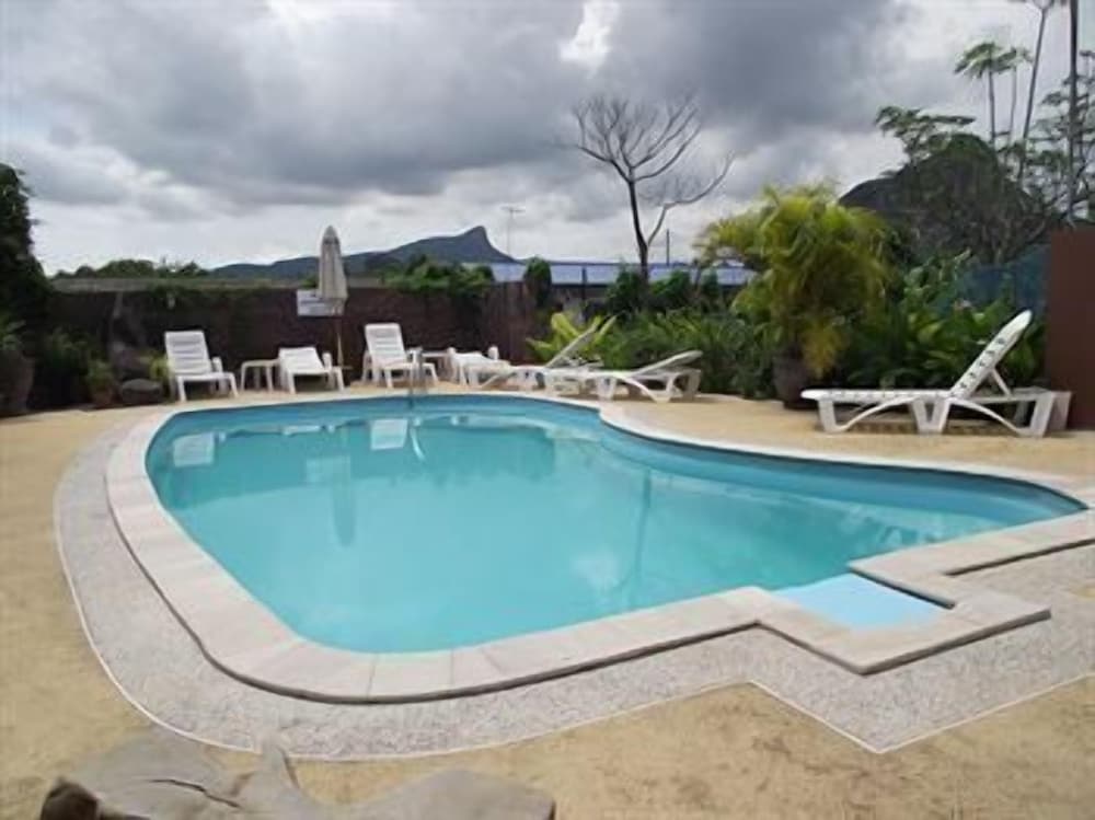 Baan Dahla Resort