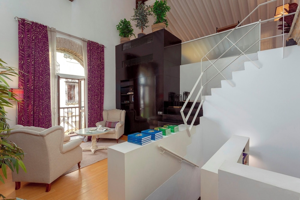 Exclusive House in Seville. Antonia Díaz