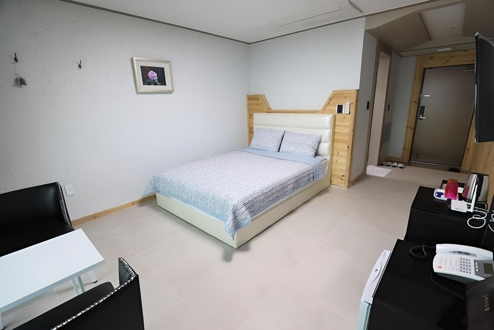 Jeju The Four Hills Hotel