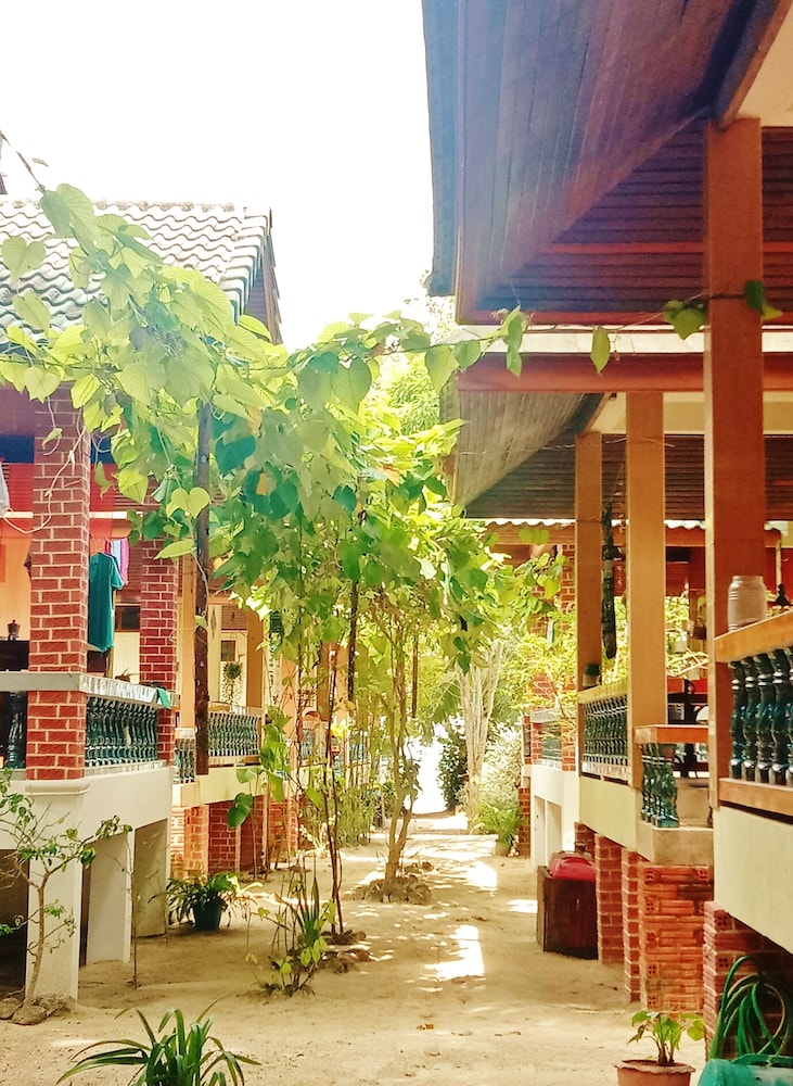 Seaboard Bungalows