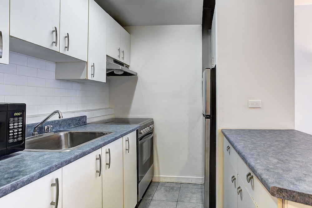 Destination Stays McGill Plaza DT MTL
